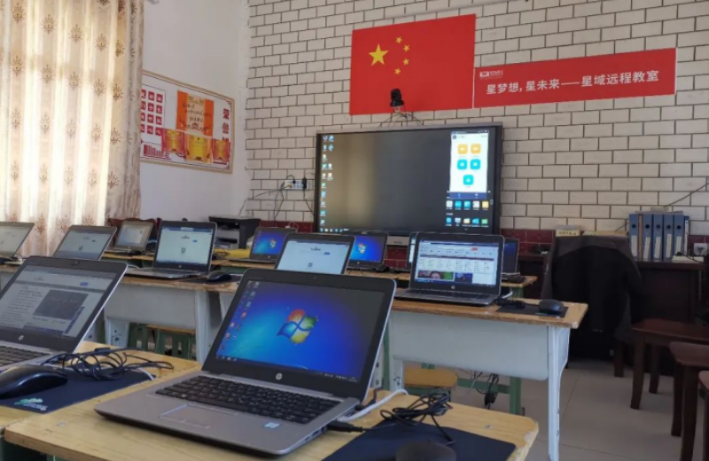 从搭建教室到捐赠电脑，九游(中国)全力支持公益教育